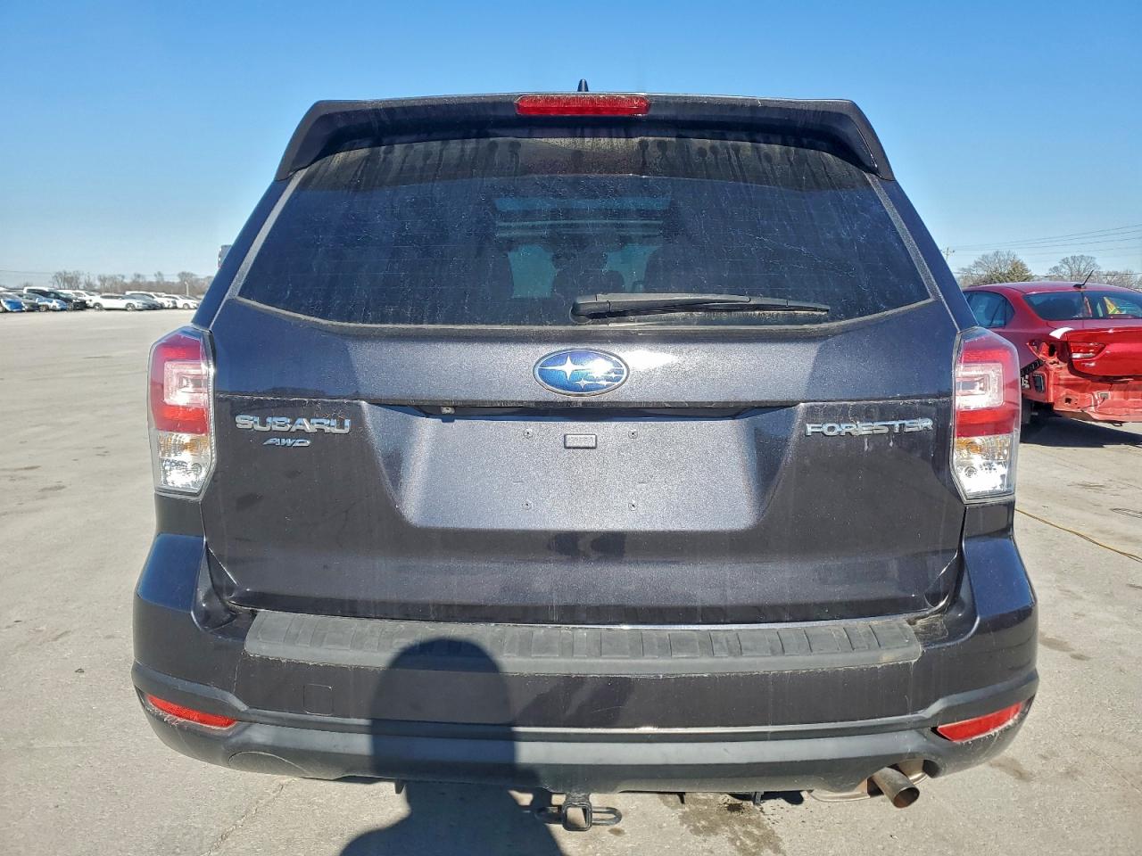 2018 Subaru Forester 2.5I Premium VIN: JF2SJAEC0JH411384 Lot: 95200005
