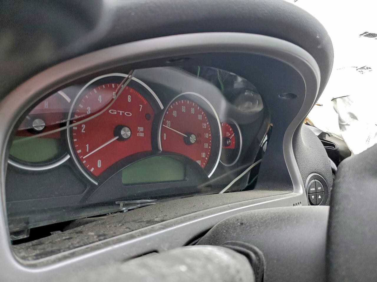 2004 Pontiac Gto VIN: 6G2VX12G34L236915 Lot: 94901055