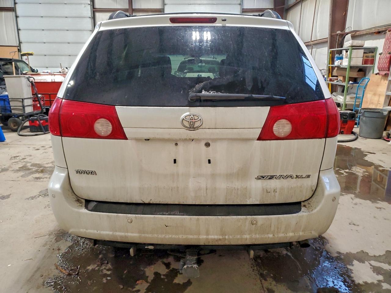 2009 Toyota Sienna Xle VIN: 5TDZK22CX9S243149 Lot: 94432175