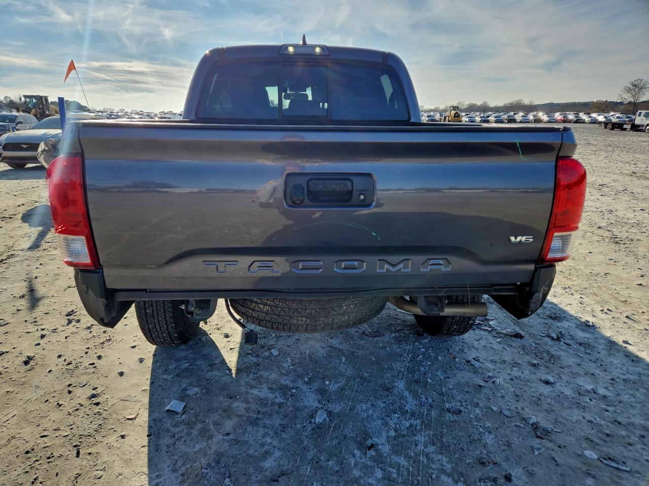 2017 Toyota Tacoma Double Cab VIN: 5TFAZ5CNXHX045416 Lot: 95104205