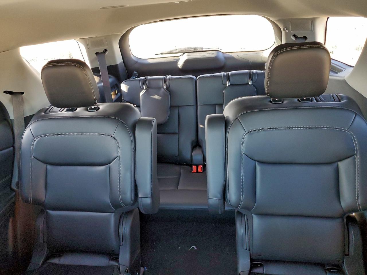 2024 Ford Explorer Xlt VIN: 1FMSK8DH2RGA87837 Lot: 95872375