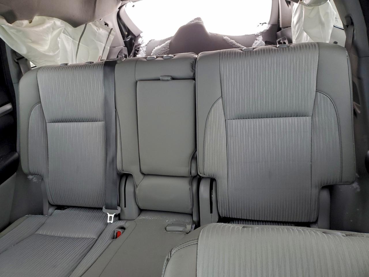 2018 Toyota Highlander Le VIN: 5TDBZRFH1JS485666 Lot: 93787925