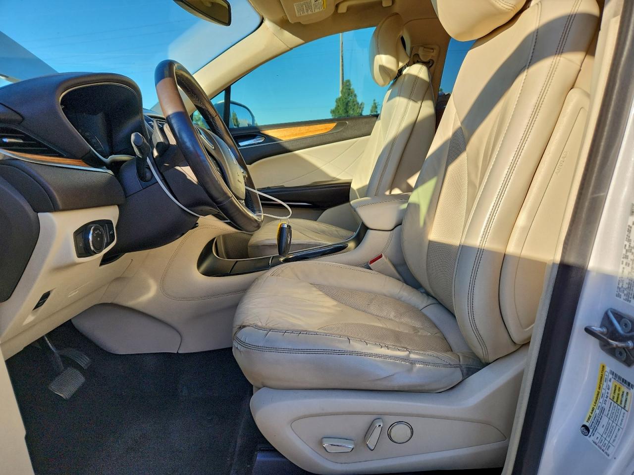 2016 Lincoln Mkc Select VIN: 5LMCJ2C9XGUJ12025 Lot: 95006765