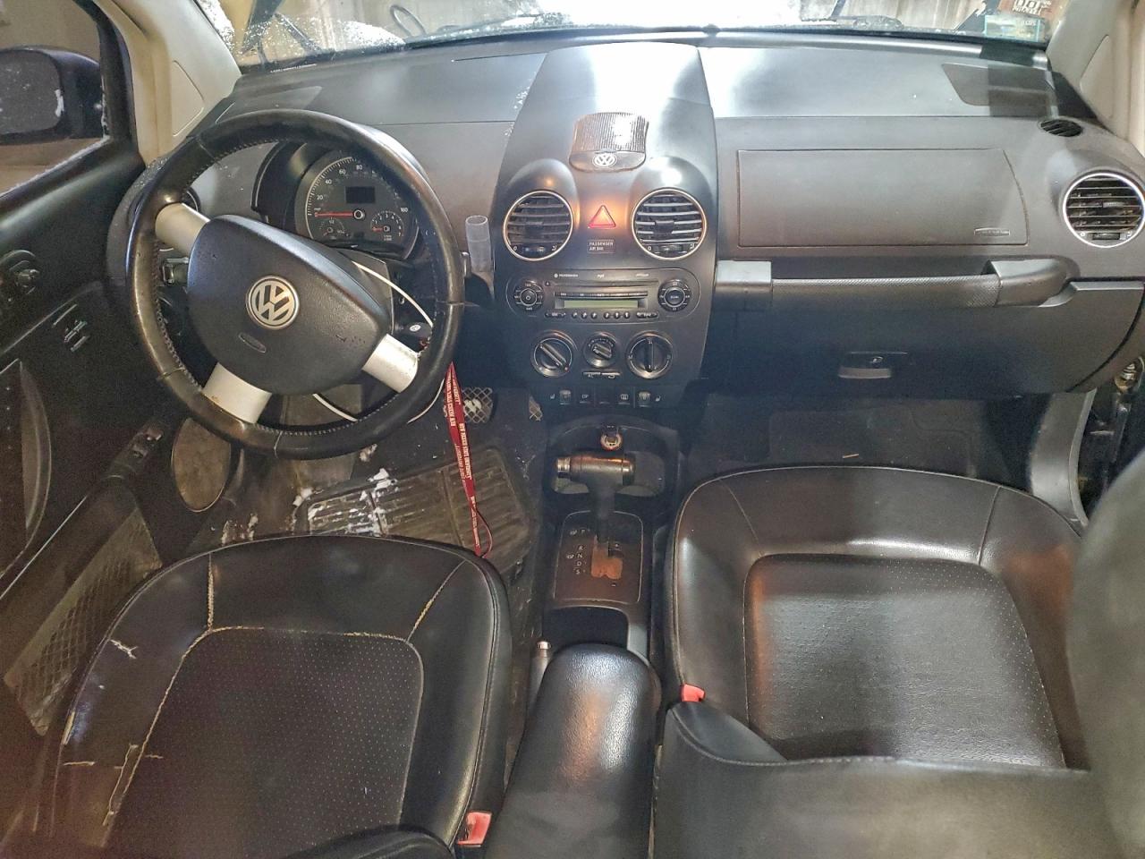 2008 Volkswagen New Beetle S VIN: 3VWRW31C58M519261 Lot: 94320895