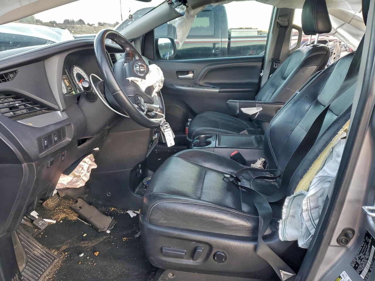 2015 Toyota Sienna Sport VIN: 5TDXK3DC0FS554286 Lot: 95064125