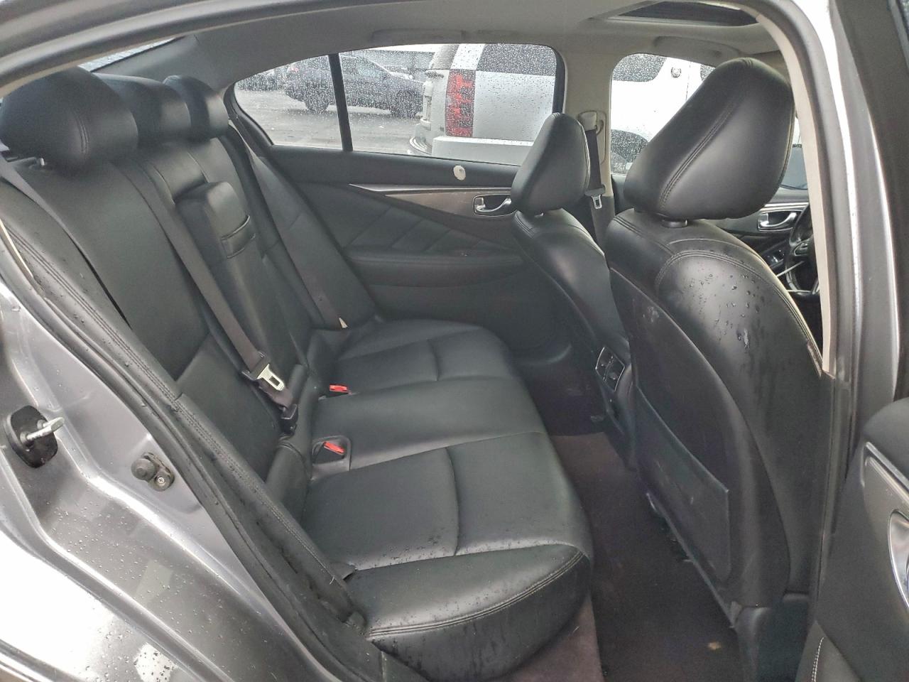 2017 Infiniti Q50 Premium VIN: JN1EV7AP0HM743678 Lot: 95215635