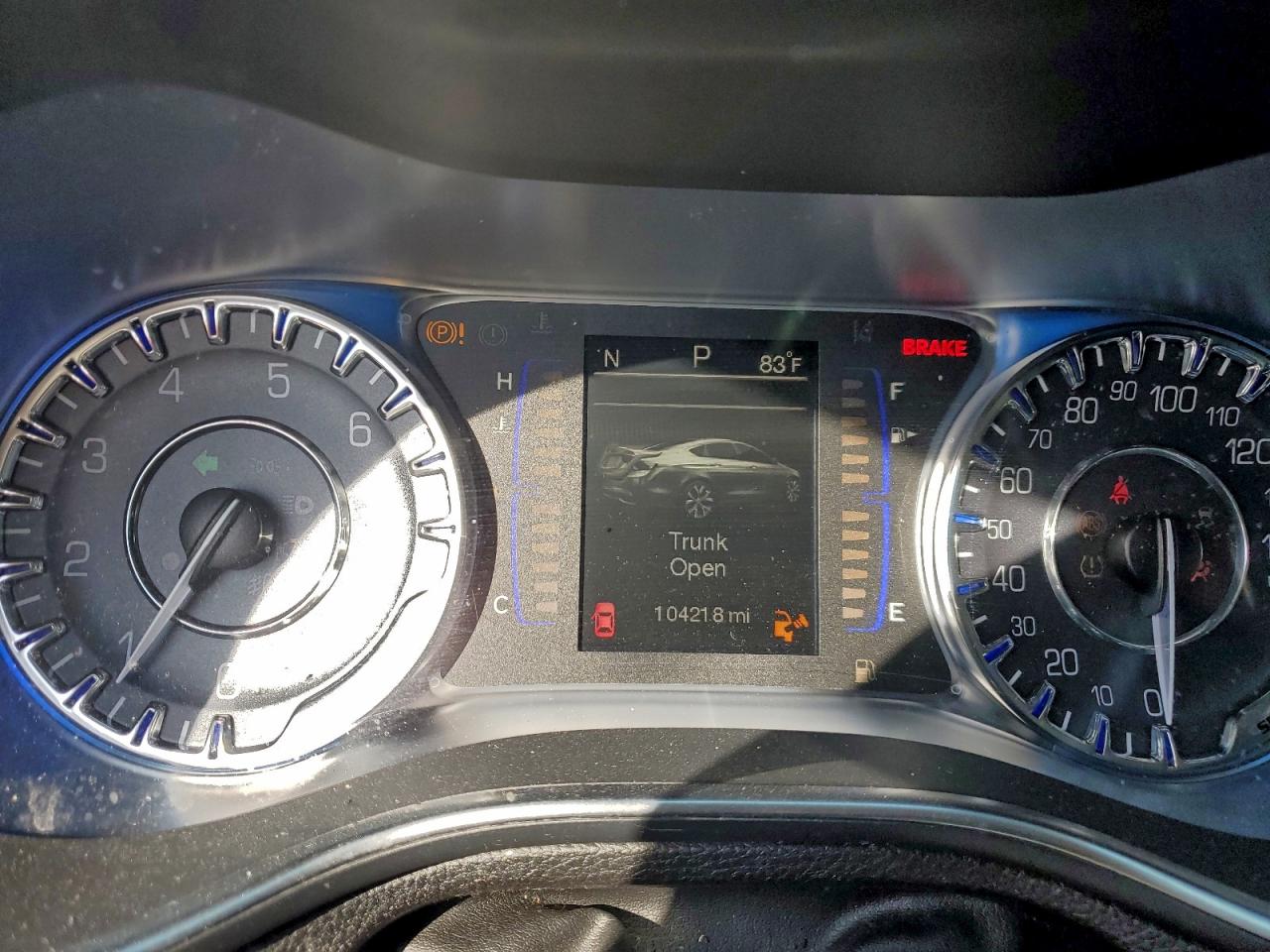 2015 Chrysler 200 Limited VIN: 1C3CCCAB6FN616775 Lot: 95389795