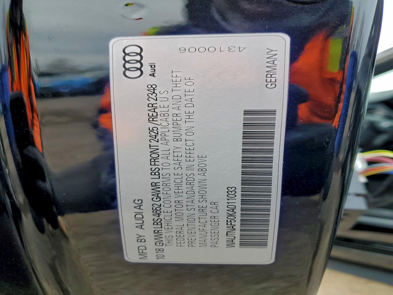 Фото: WAUTNAF50KA011033