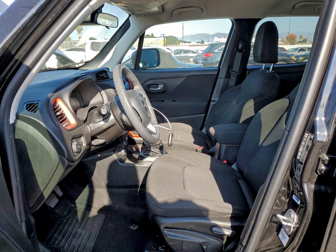 2018 Jeep Renegade Sport VIN: ZACCJBABXJPH92188 Lot: 94707115