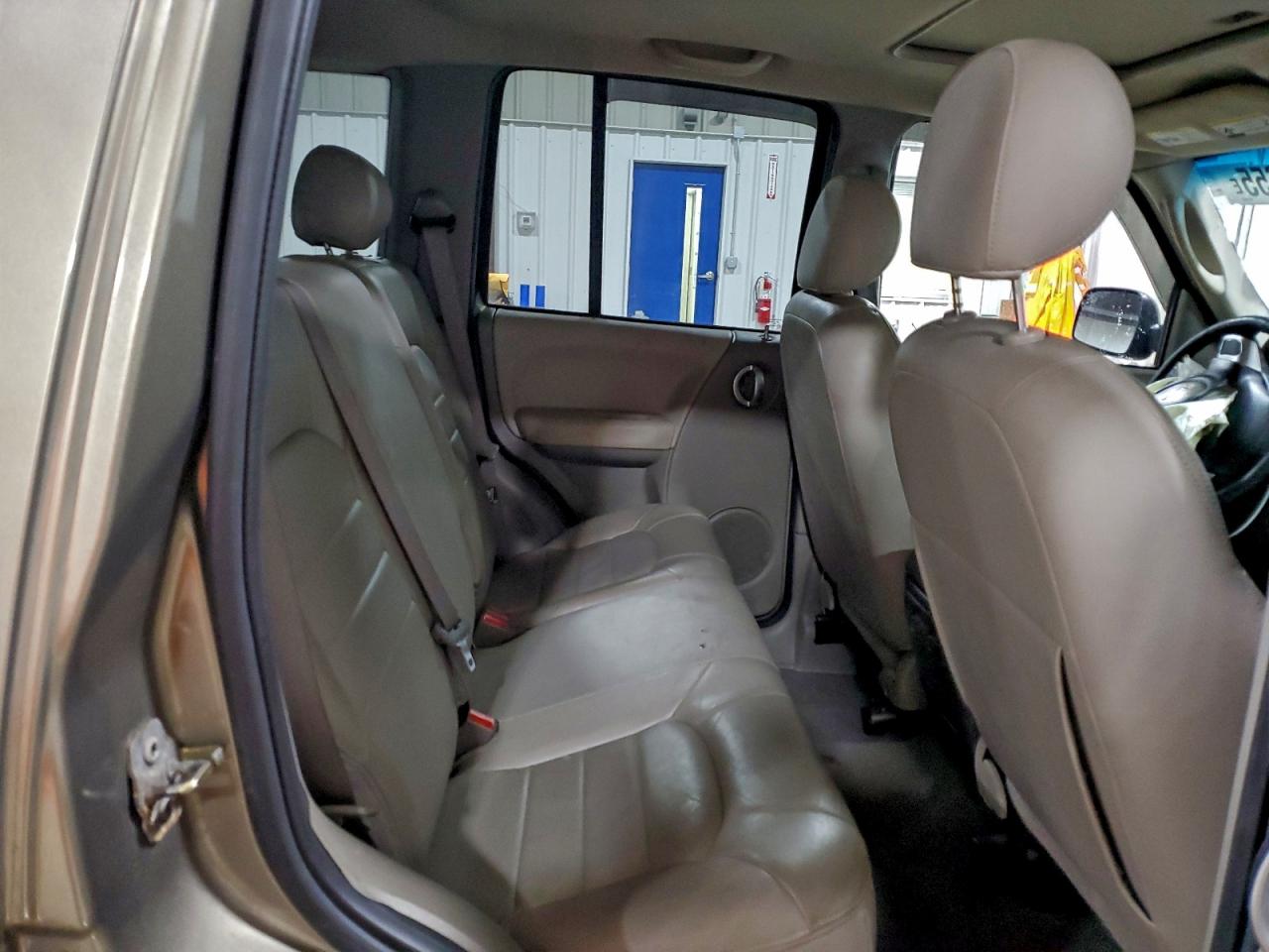 2004 Jeep Liberty Limited VIN: 1J4GL58K24W322287 Lot: 95184655