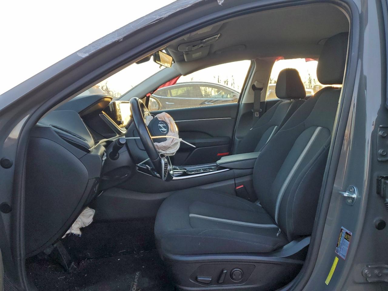 2022 Hyundai Sonata Hybrid VIN: KMHL34JJ5NA048061 Lot: 96300875