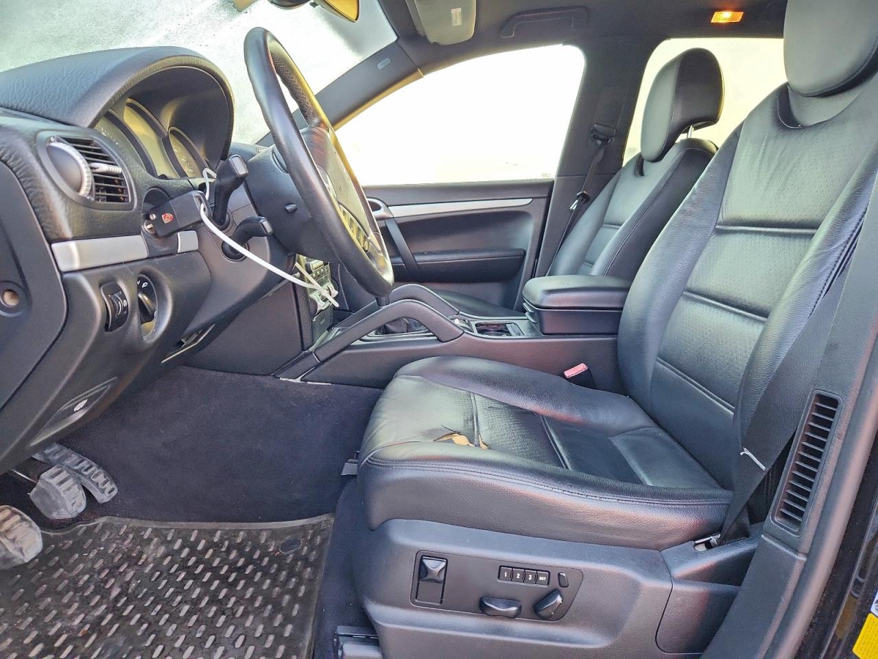 2009 Porsche Cayenne VIN: WP1AA29P99LA07570 Lot: 95829965