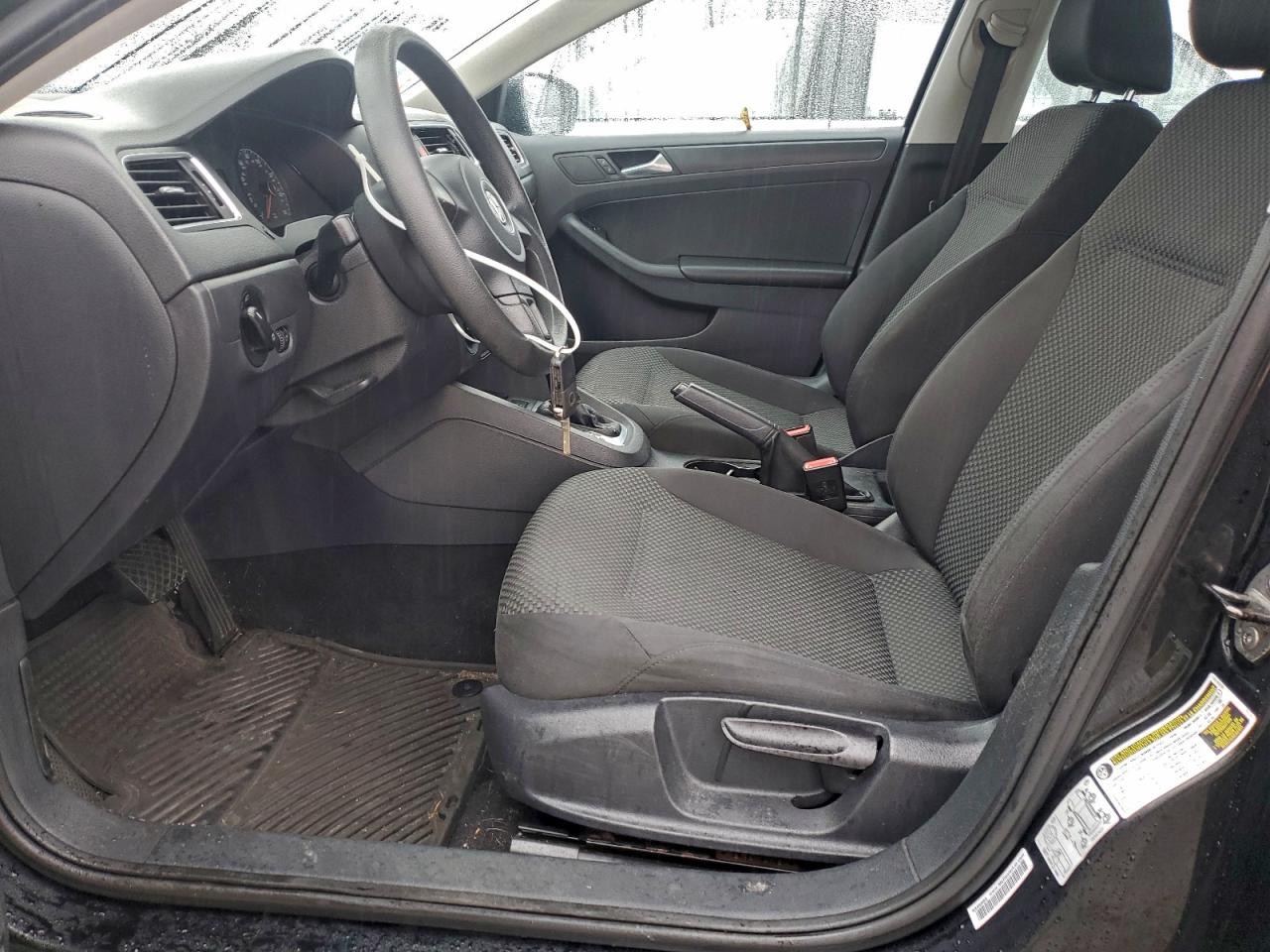 2013 Volkswagen Jetta Base VIN: 3VW2K7AJ4DM390815 Lot: 95792385