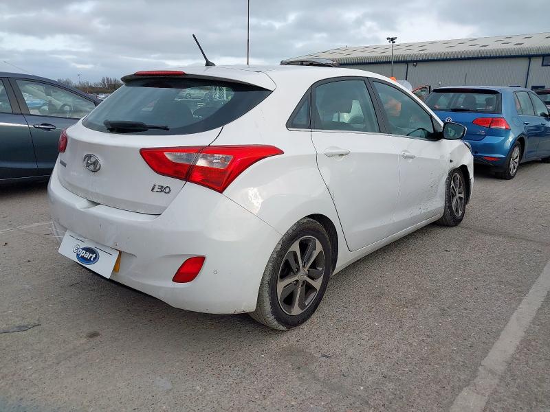 2015 HYUNDAI I30 1.4 BLUE DRIVE SE 5DR
