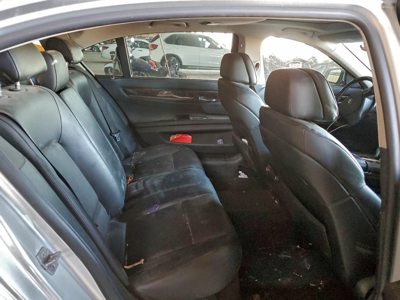 Фото: WBAKB8C58BC851521