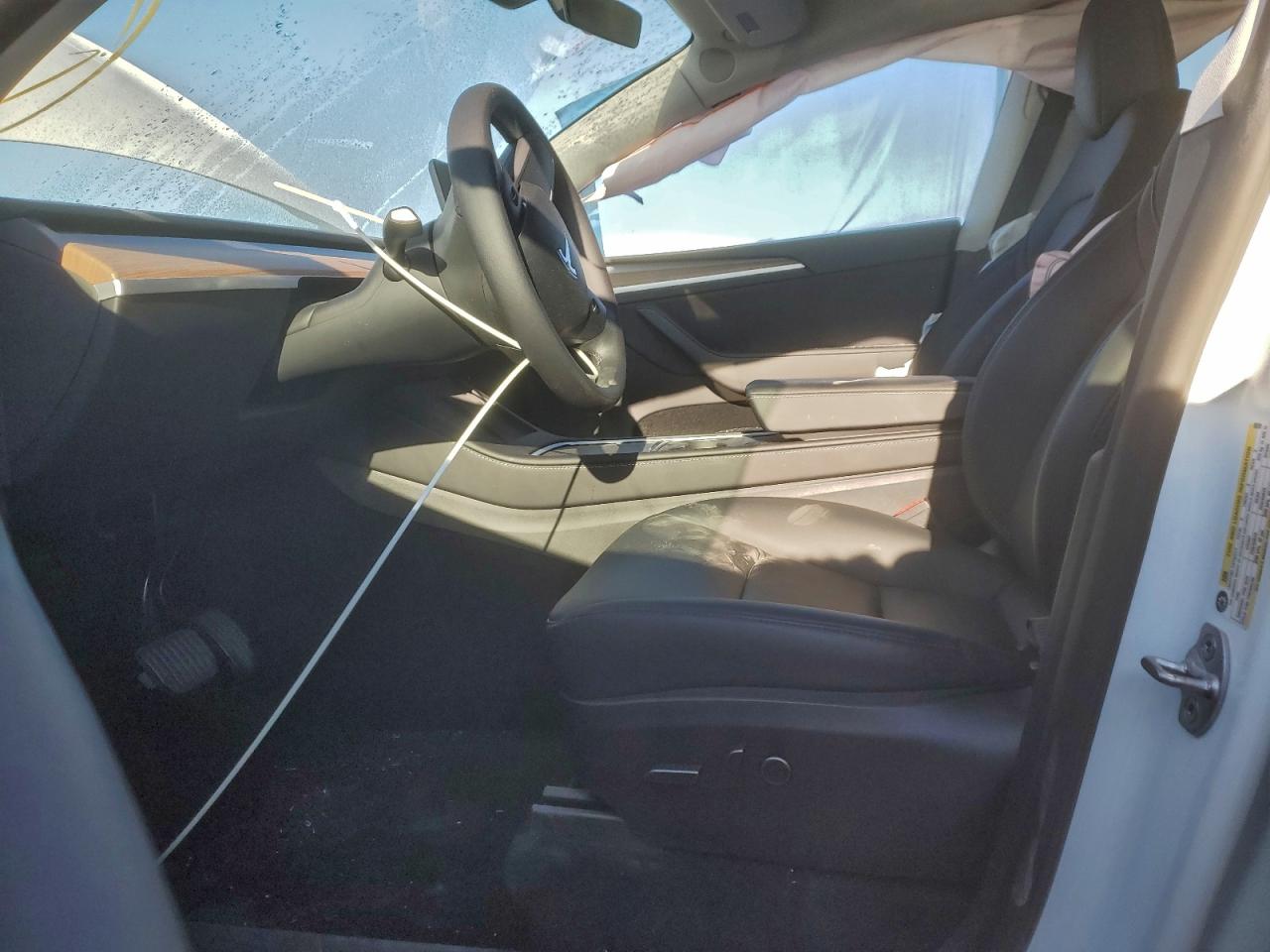 2023 Tesla Model Y VIN: 7SAYGDEE9PA188796 Lot: 93395855