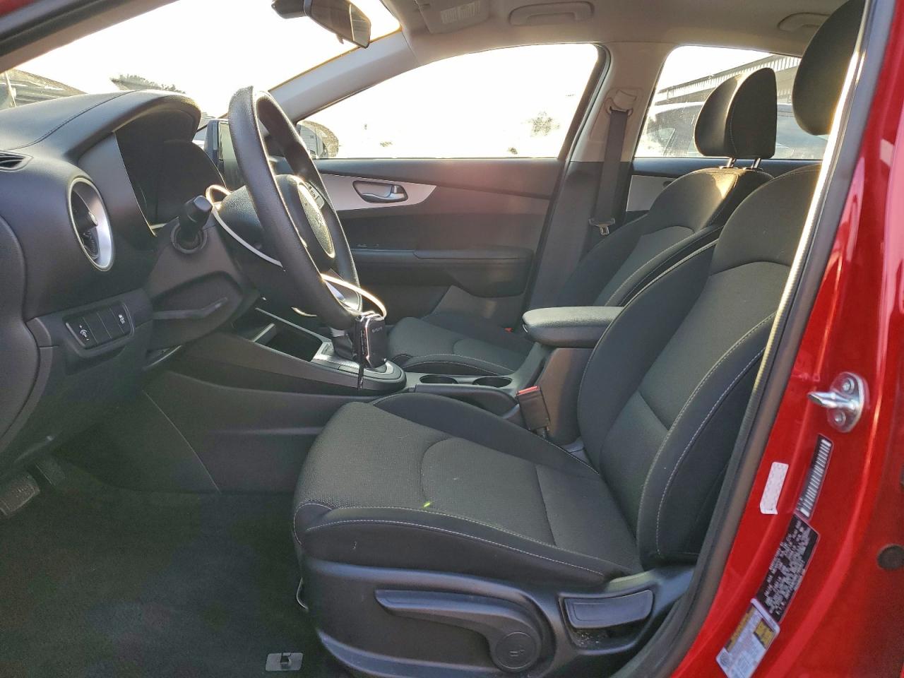 2024 Kia Forte Lx VIN: 3KPF24AD9RE786821 Lot: 94692405