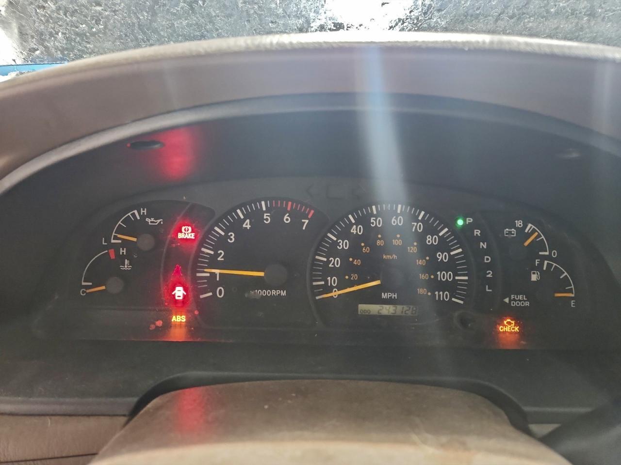 2002 Toyota Tundra Access Cab Limited VIN: 5TBBT48102S243515 Lot: 96718165