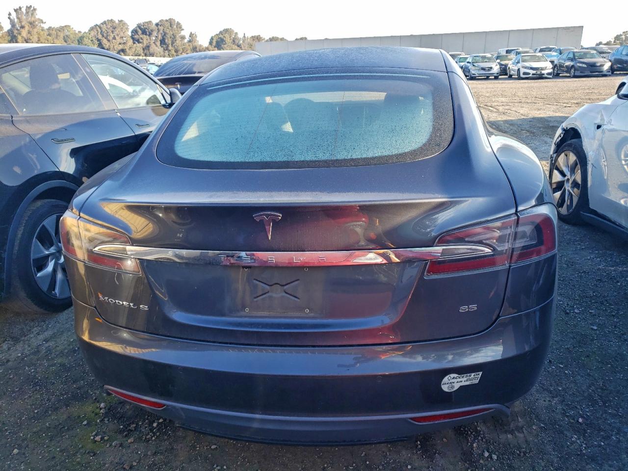 2015 Tesla Model S 85 VIN: 5YJSA1H1XFF091538 Lot: 95718125
