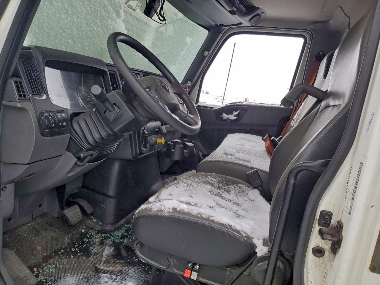 2021 International Mv607 Box Truck VIN: 3HAEUMMN8ML190691 Lot: 95647075