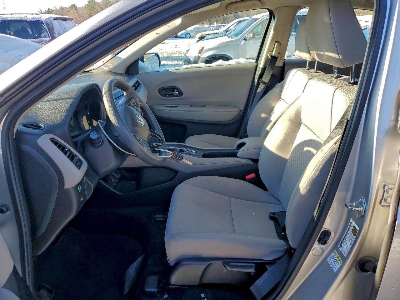 2016 Honda Hr-V Lx VIN: 3CZRU6H39GM744999 Lot: 94171985