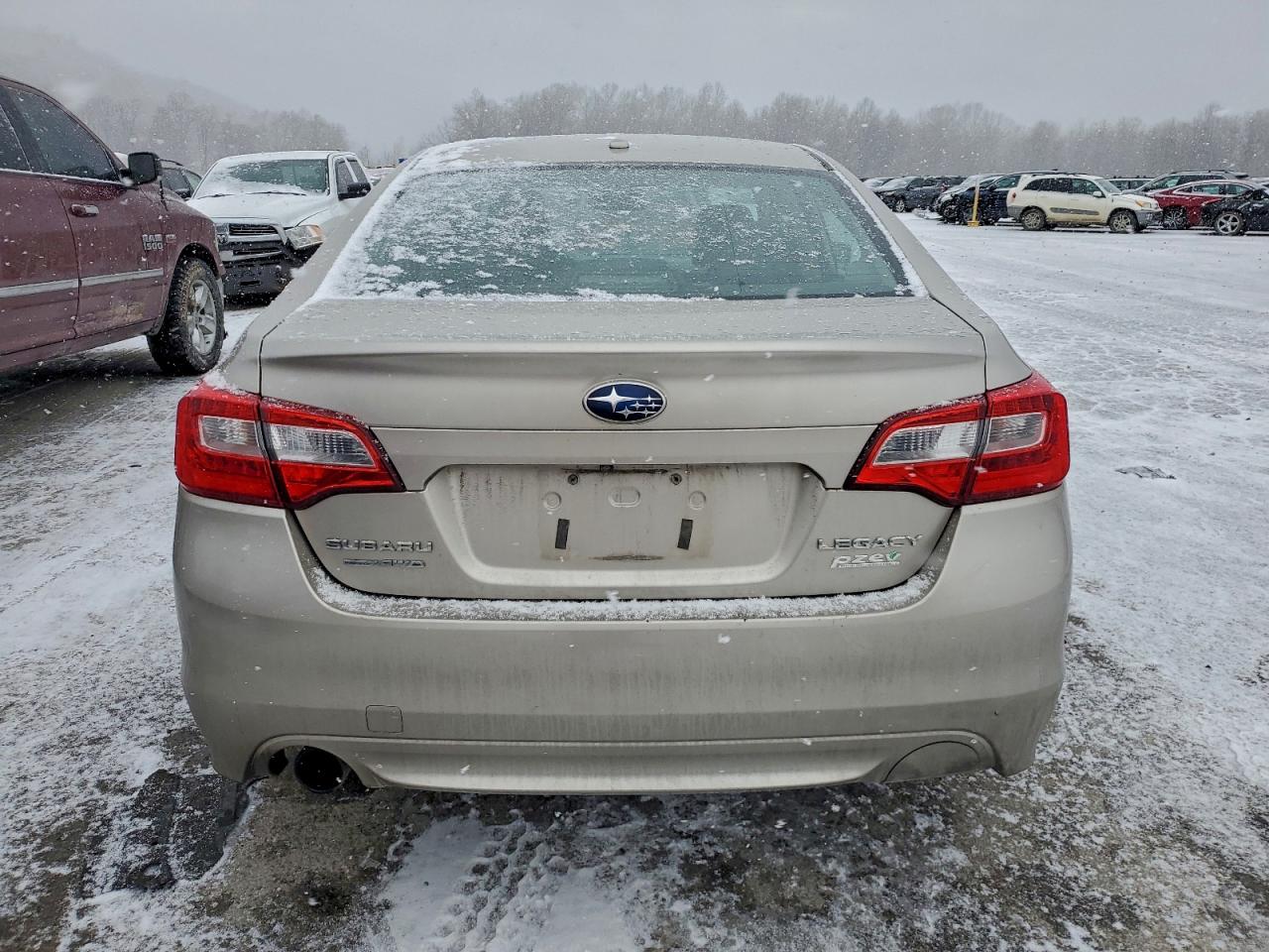 2015 Subaru Legacy 2.5I Premium VIN: 4S3BNAD6XF3019807 Lot: 95360925