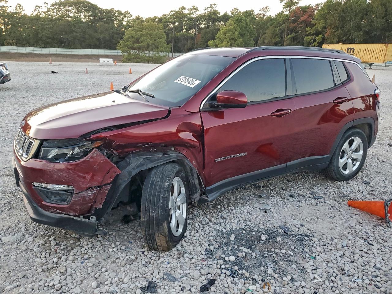 2021 Jeep Compass Latitude VIN: 3C4NJCBB8MT570937 Lot: 97970435