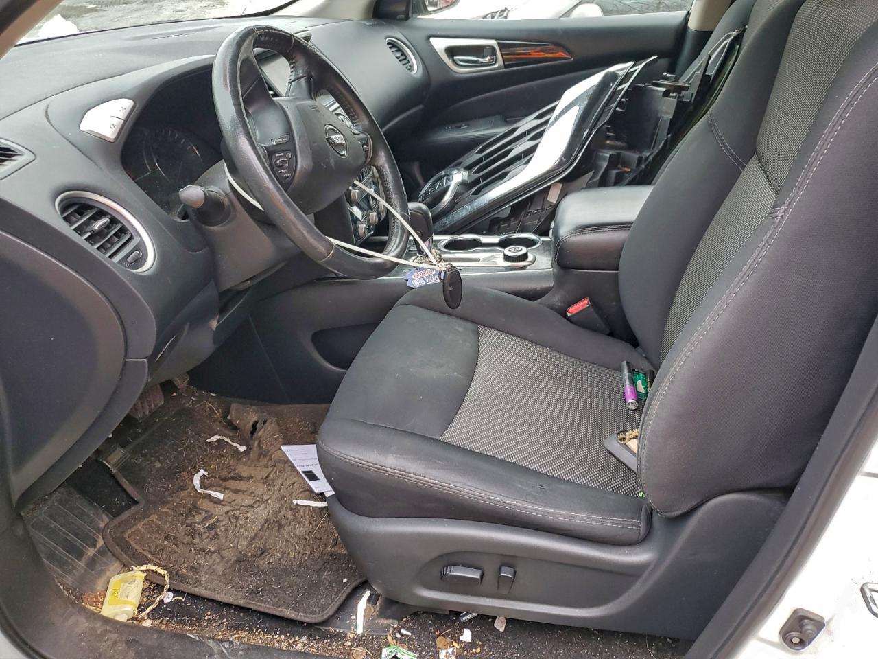 2018 Nissan Pathfinder S VIN: 5N1DR2MMXJC621225 Lot: 96081485