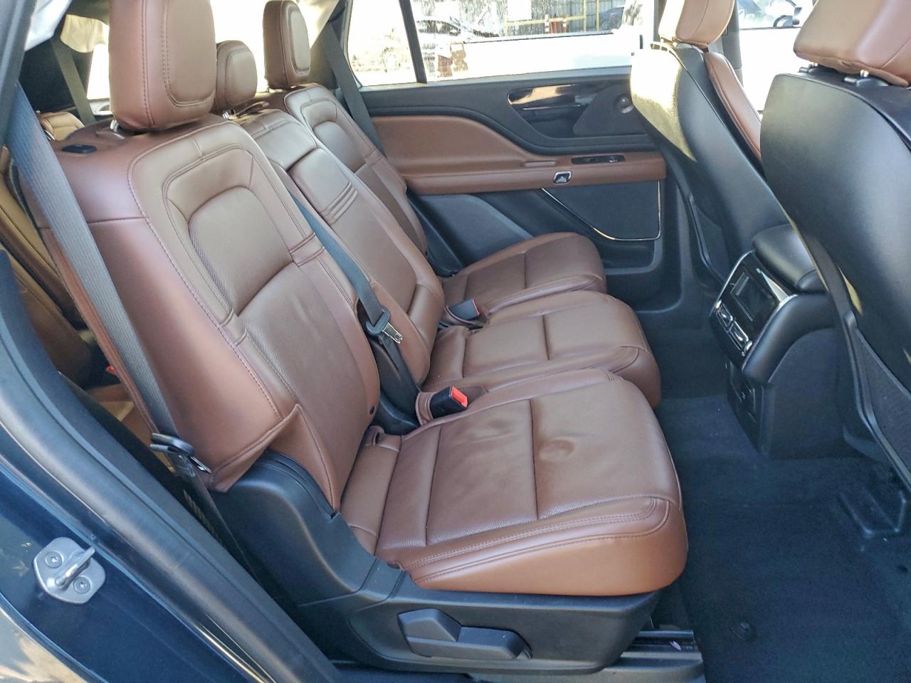 2023 Lincoln Aviator Reserve VIN: 5LM5J7WCXPGL05075 Lot: 95749075