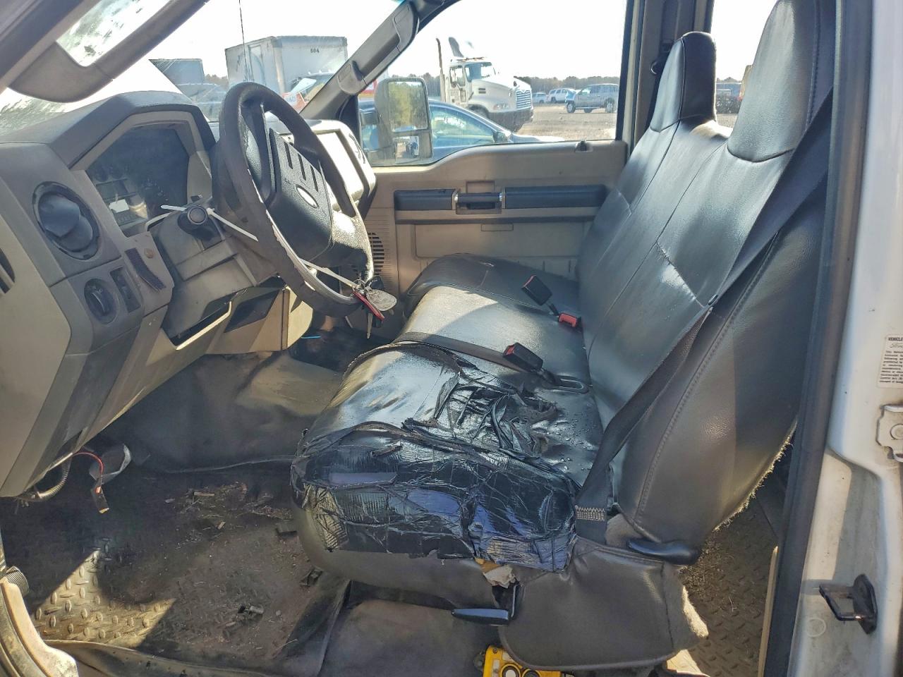 2009 Ford F550 Super Duty VIN: 1FDAW56R19EB01310 Lot: 94946555