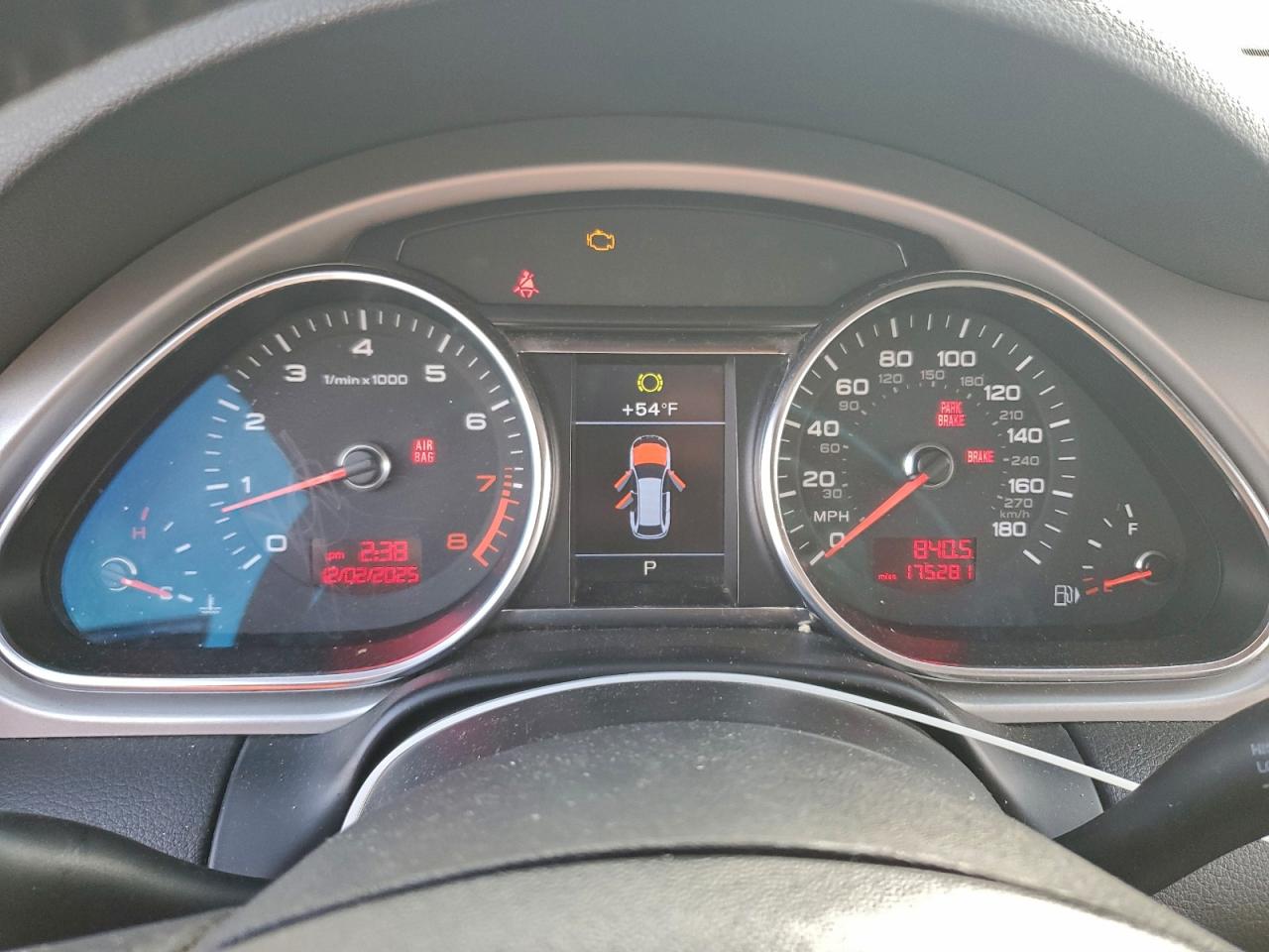 2010 Audi Q7 Premium Plus VIN: WA1LYAFE9AD001120 Lot: 95180175