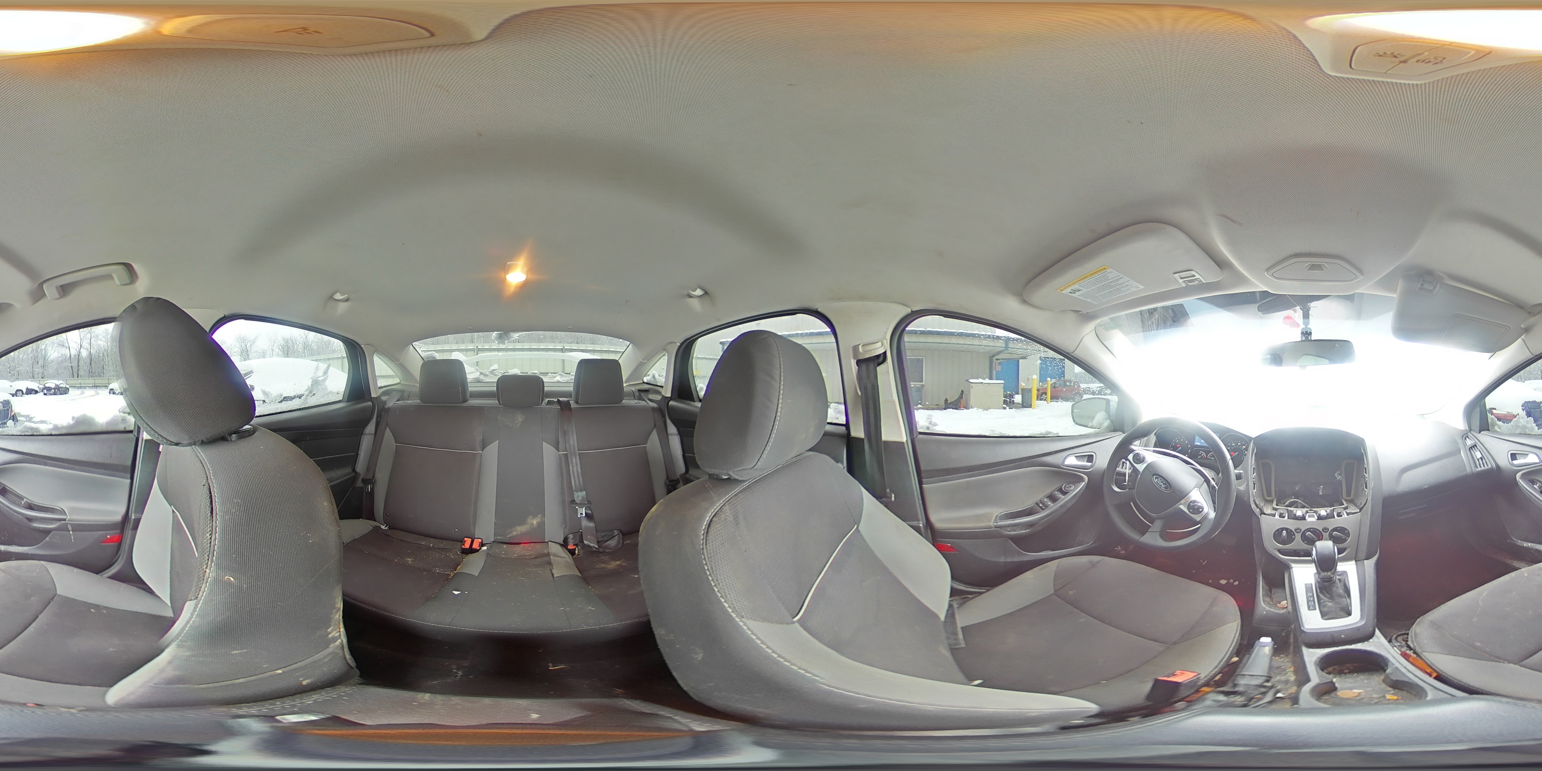 2014 Ford Focus Se VIN: 1FADP3F27EL392073 Lot: 94692175