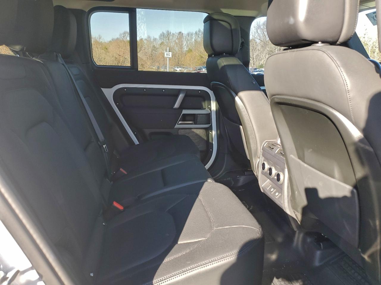 2023 Land Rover Defender 110 X-Dynamic Se VIN: SALE2EEU5P2111241 Lot: 95006855