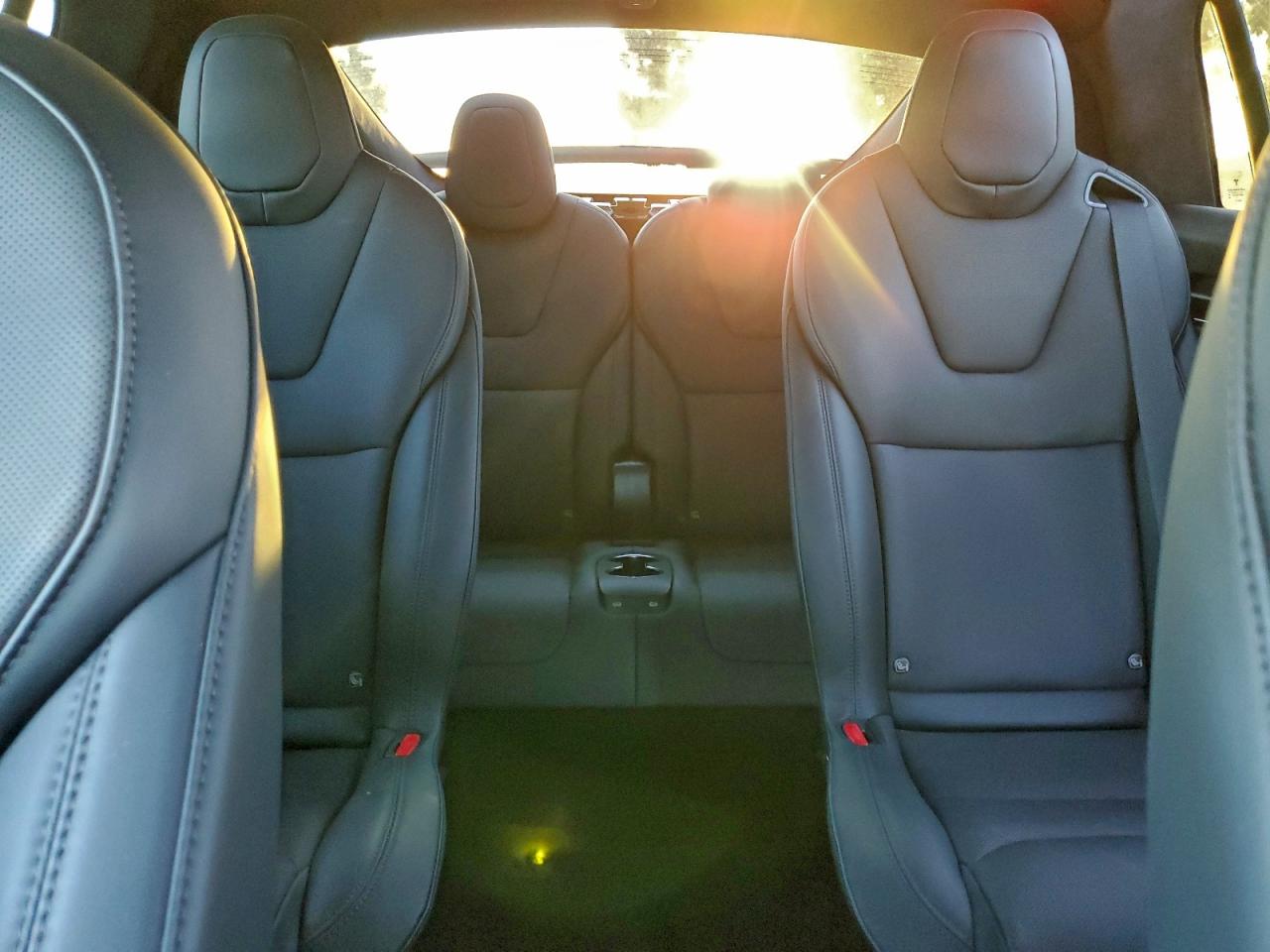 2024 Tesla Model X VIN: 7SAXCBE52RF444746 Lot: 94636865