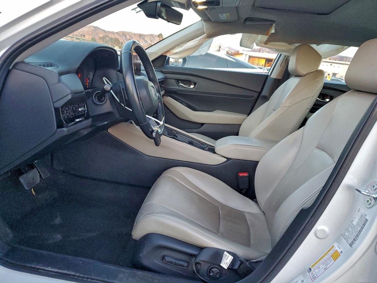 2024 Honda Accord Touring Hybrid VIN: 1HGCY2F86RA067869 Lot: 95187525