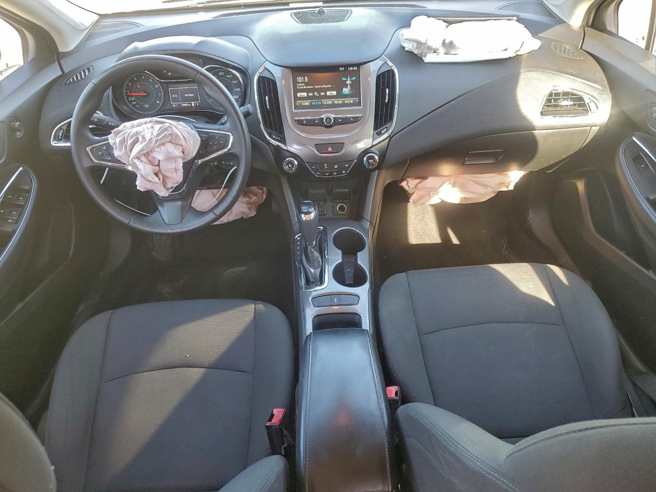 2018 Chevrolet Cruze Lt VIN: 1G1BE5SM6J7165513 Lot: 96352885