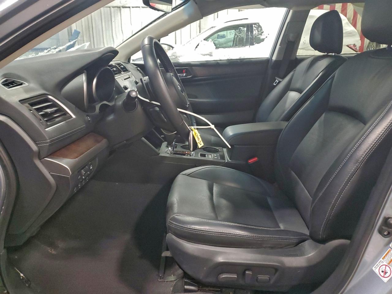 2018 Subaru Outback 2.5I Limited VIN: 4S4BSANC6J3353821 Lot: 94827655