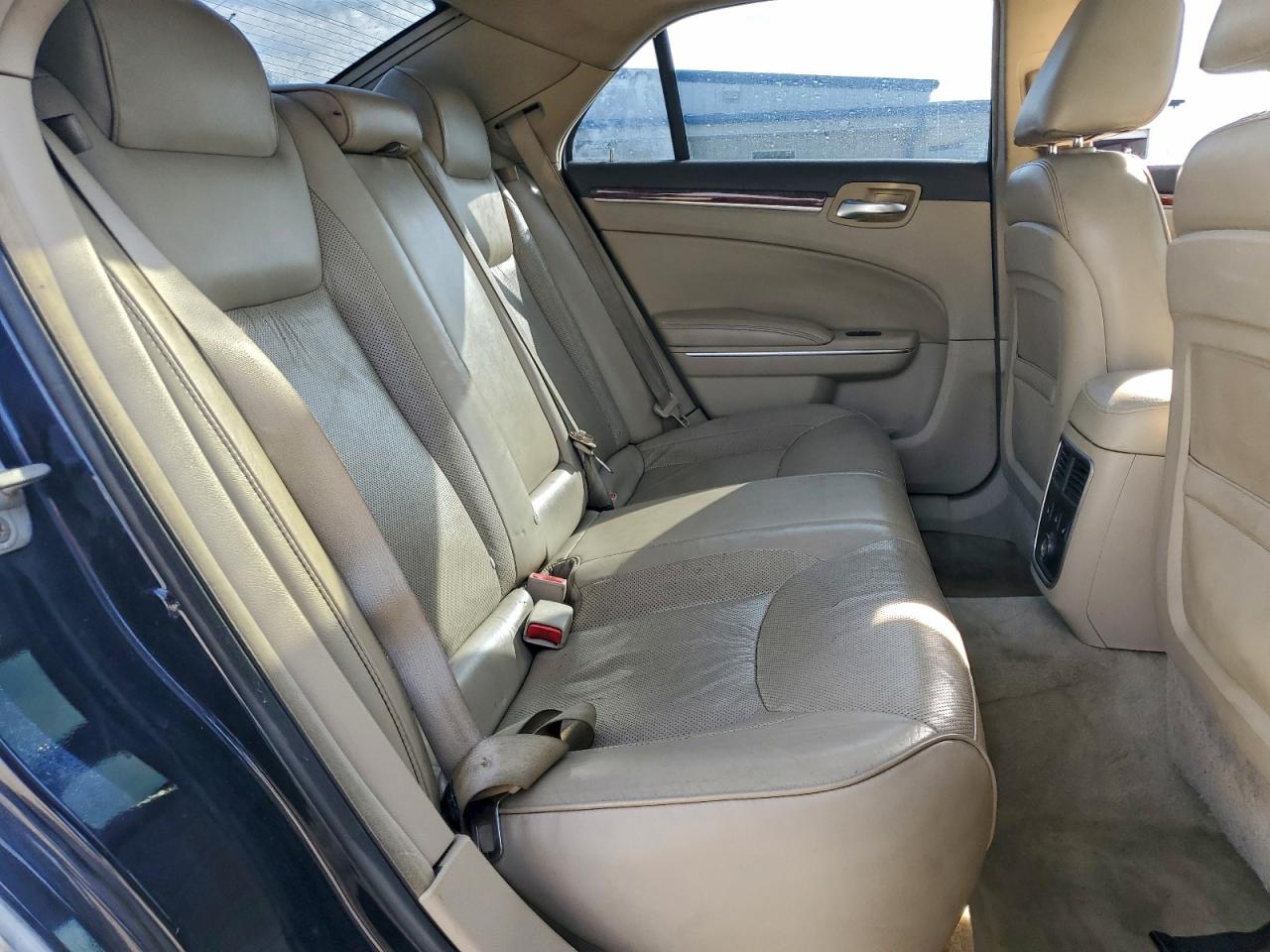 2011 Chrysler 300C VIN: 2C3CA6CT6BH537221 Lot: 94879955