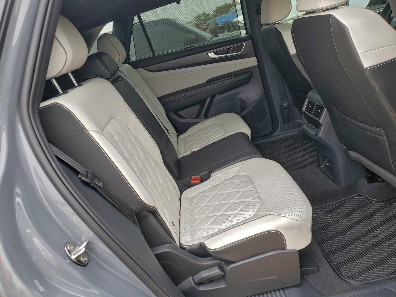 2024 Volkswagen Atlas Cross Sport Sel Premium R-Line VIN: 1V2FE2CA9RC254327 Lot: 94673895