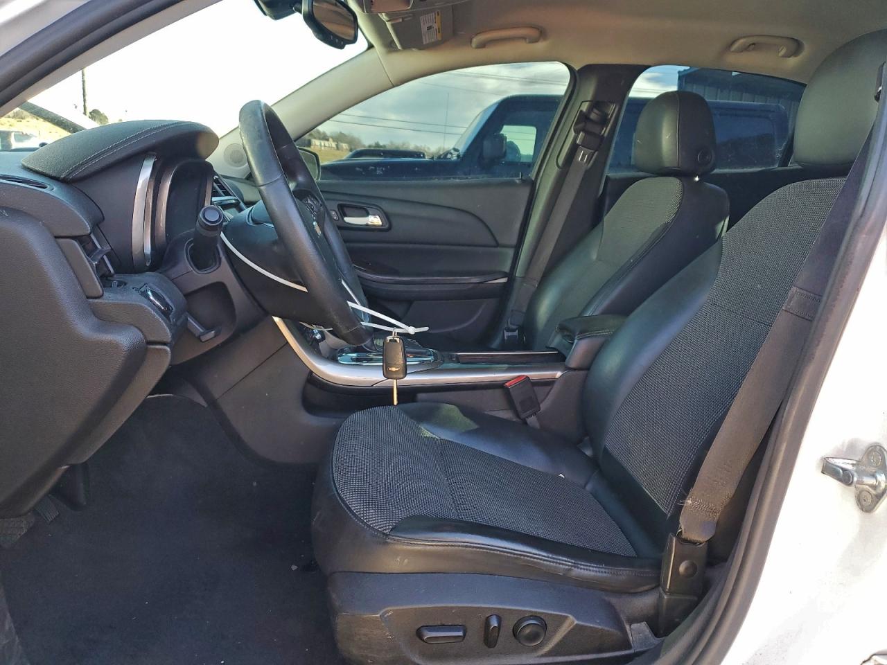 2013 Chevrolet Malibu 1Lt VIN: 1G11D5RR0DF102871 Lot: 95103915