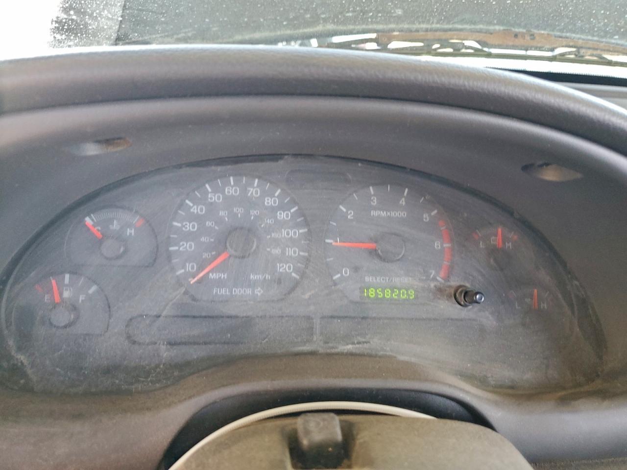 2001 Ford Mustang VIN: 1FAFP404X1F224929 Lot: 95775435