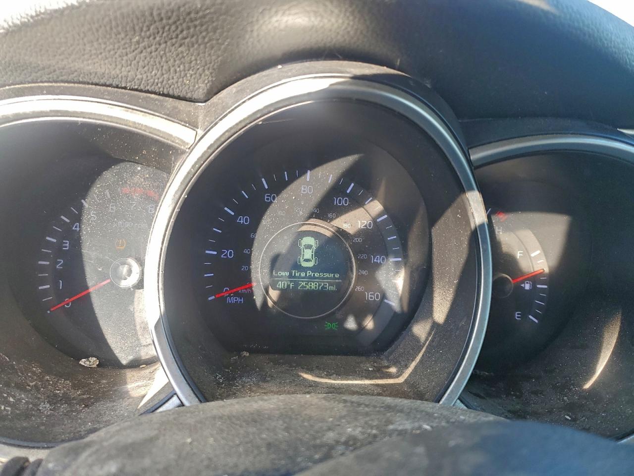 2015 Kia Optima Lx VIN: 5XXGM4A72FG366376 Lot: 96009965