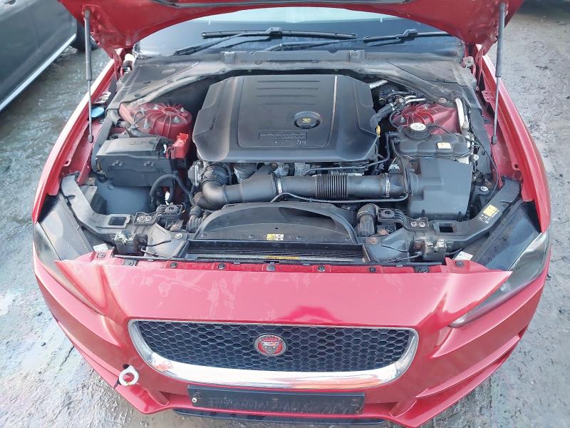 2015 JAGUAR XE 2.0D PRESTIGE 4DR