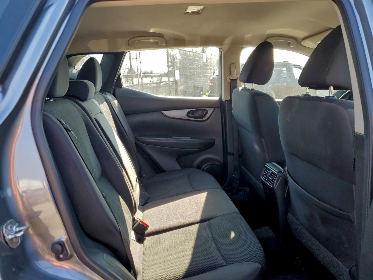 2018 Nissan Rogue Sport S VIN: JN1BJ1CP1JW188873 Lot: 94957275