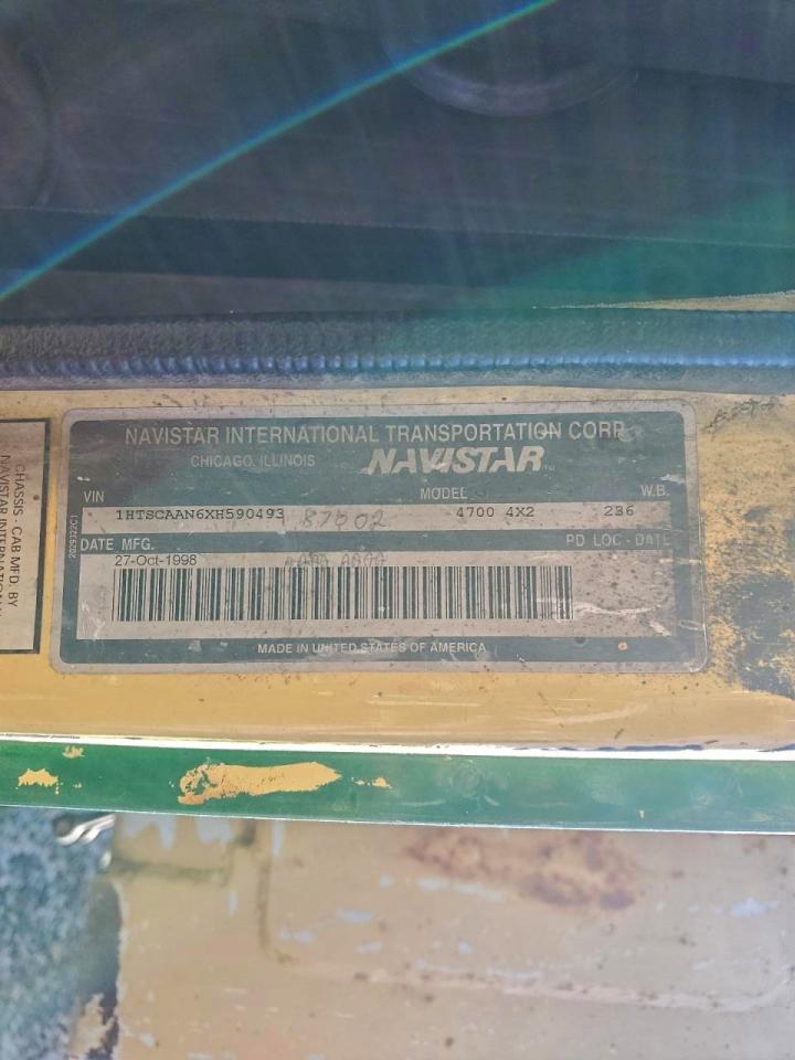 1999 International 4700 Refuse Truck VIN: 1HTSCAAN6XH590493 Lot: 95651135