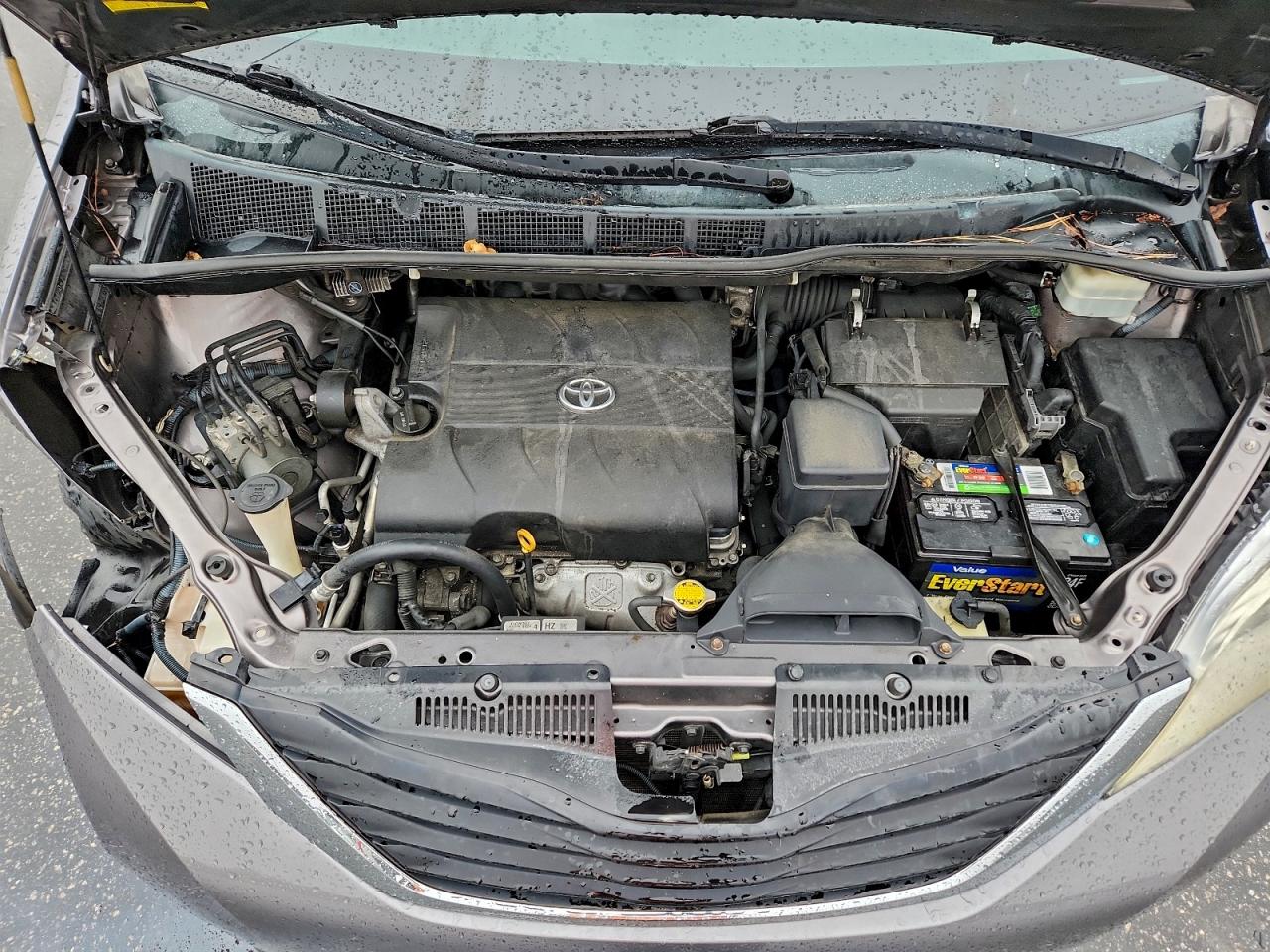 2011 Toyota Sienna Le VIN: 5TDKK3DC5BS047338 Lot: 93817455