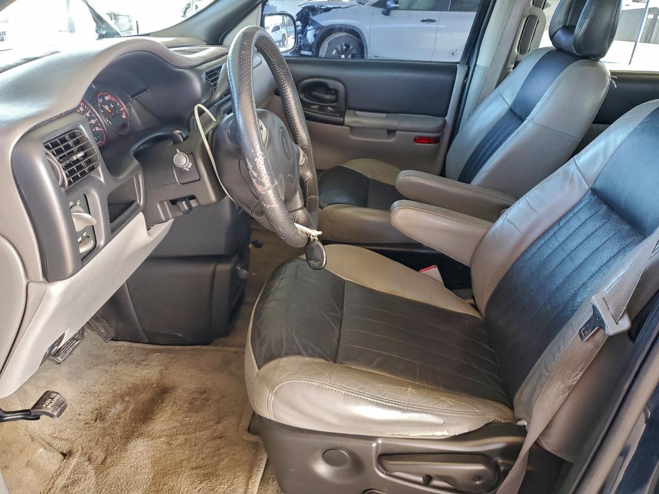 2002 Pontiac Montana Luxury VIN: 1GMDX13E72D215537 Lot: 95804435