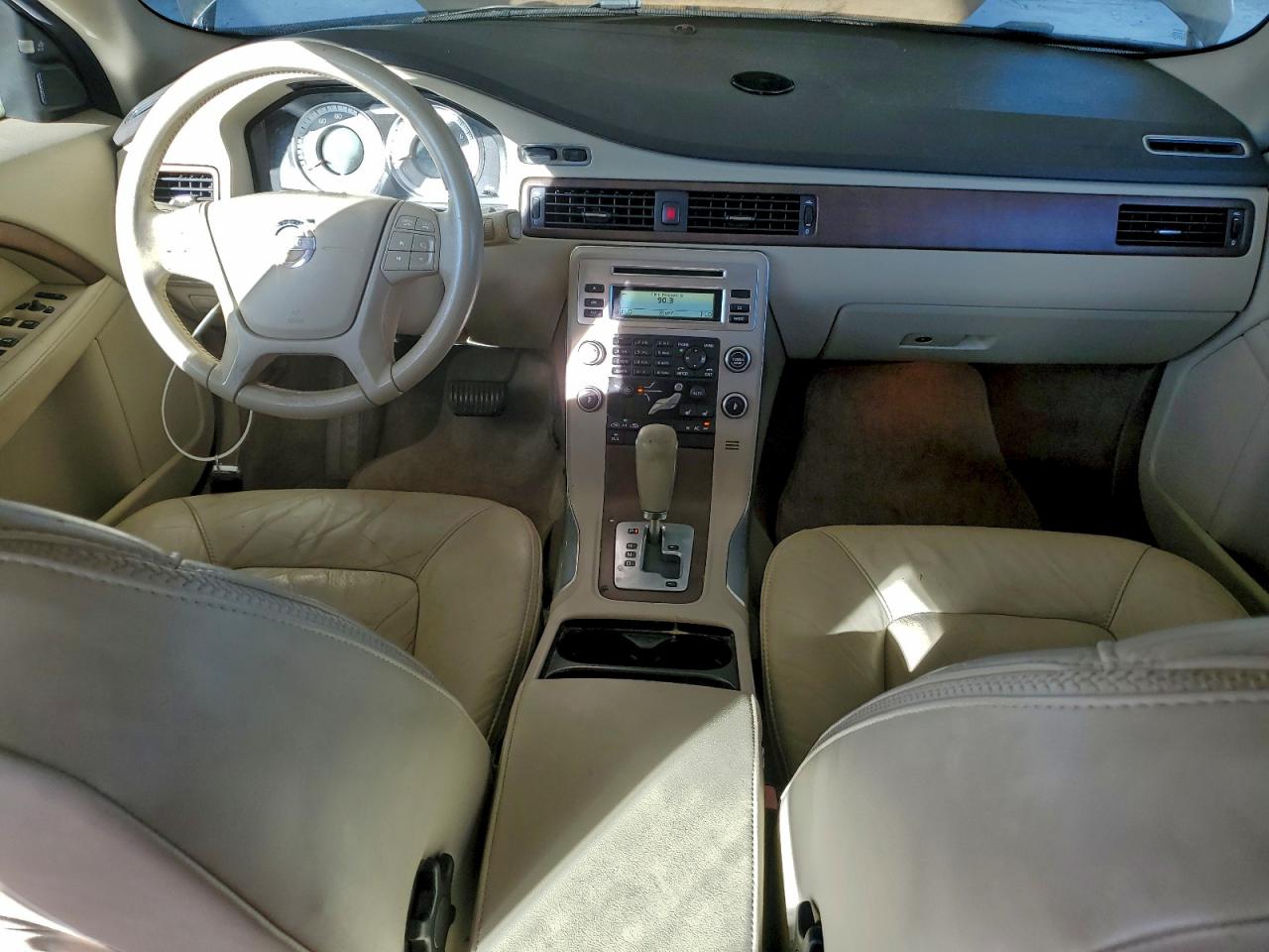 2011 Volvo Xc70 3.2 VIN: YV4952BL3B1113978 Lot: 96297205