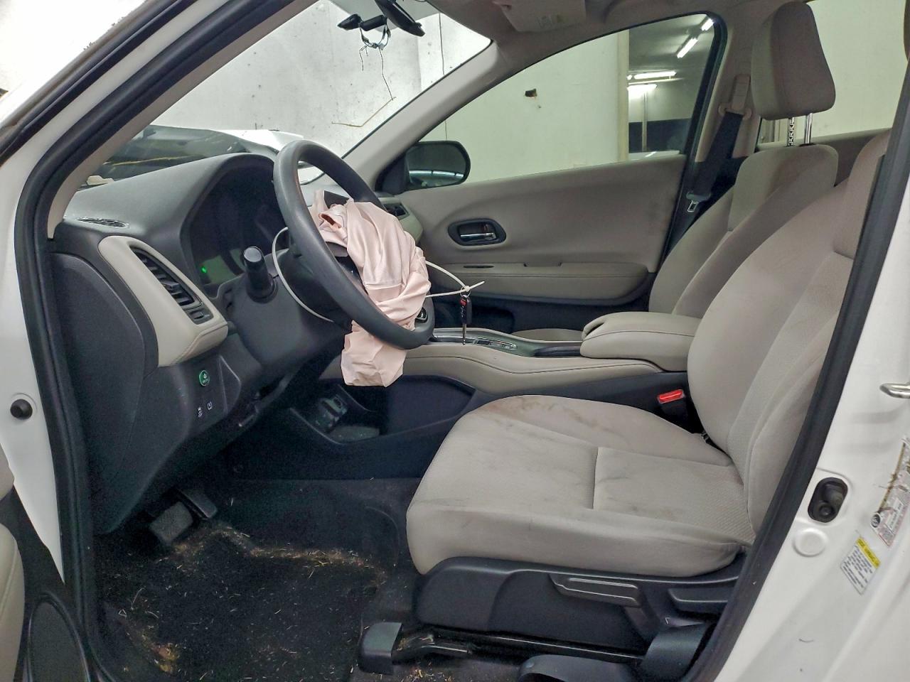 2016 Honda Hr-V Lx VIN: 3CZRU5H38GM727105 Lot: 95244955