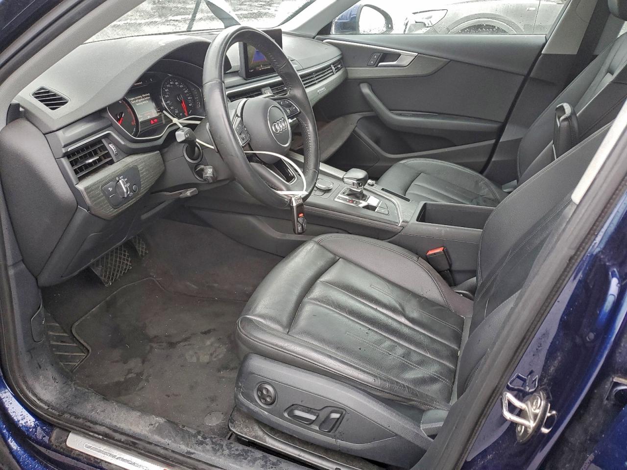 2019 Audi A4 Premium VIN: WAUDNAF46KN011252 Lot: 96101125